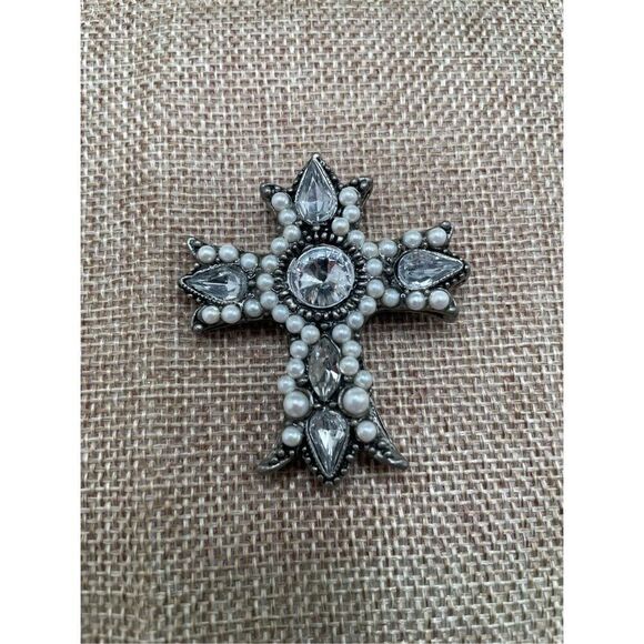 Vintage Rhinestone and Pearl Maltese Cross Brooch Pin Silver Black Antique - Picture 3 of 4